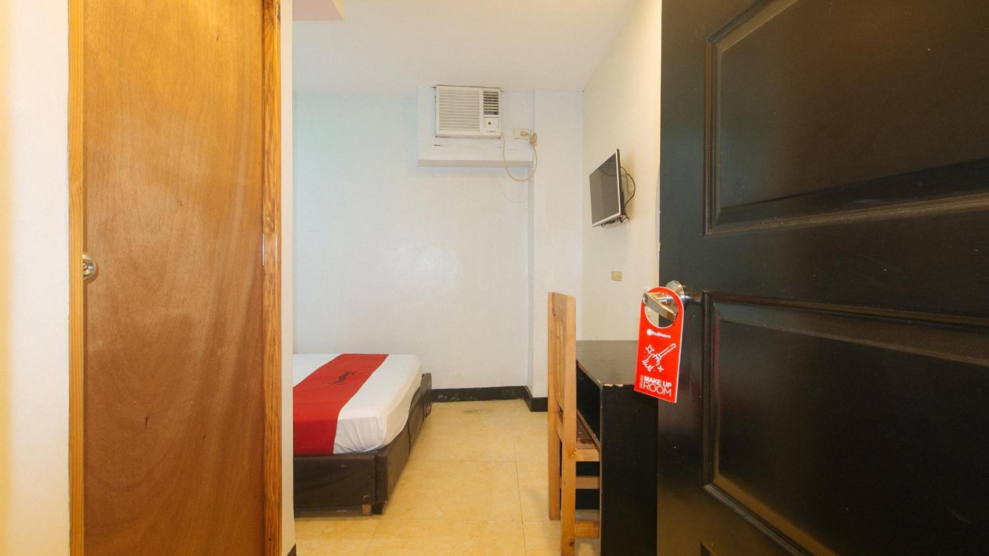 Reddoorz At Ranchotel Alabang Muntinlupa City Exteriér fotografie
